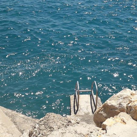 Jacuzzi & Sauna Apartment ! Salou Bagian luar foto