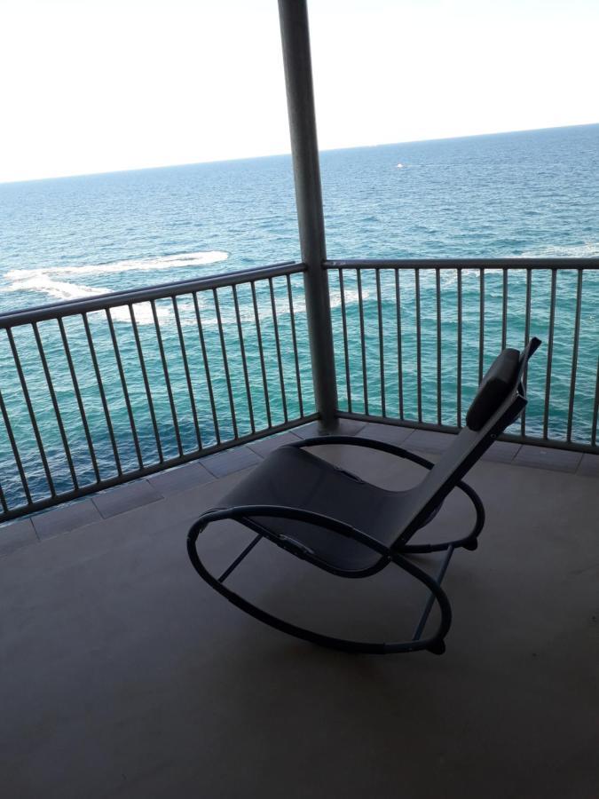 Jacuzzi & Sauna Apartment ! Salou Bagian luar foto