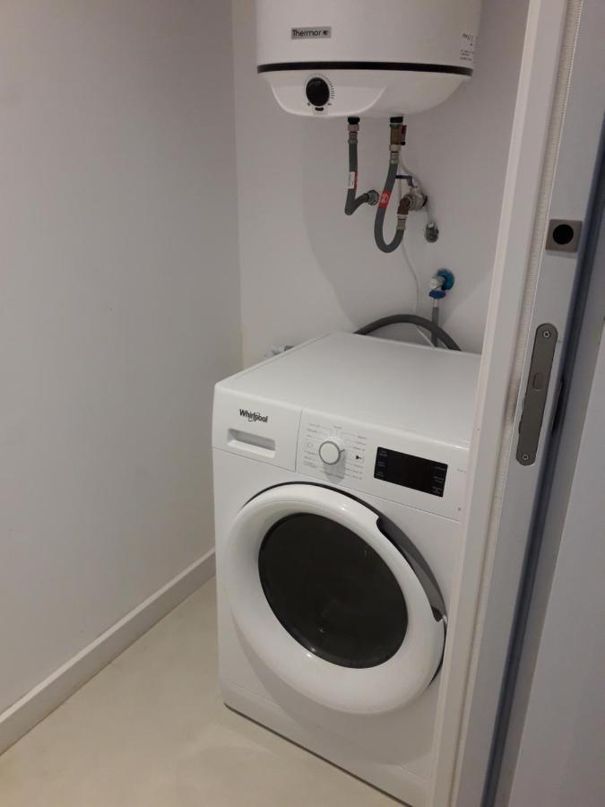 Jacuzzi & Sauna Apartment ! Salou Bagian luar foto